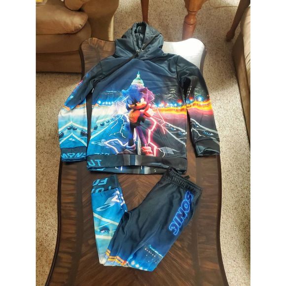 NWOT SEGA SONIC SWEATSUIT SET - Picture 1 of 5